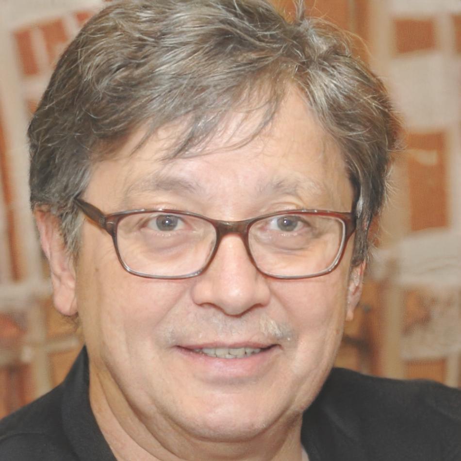 Tomislav Novak, Financial Planning Specialist